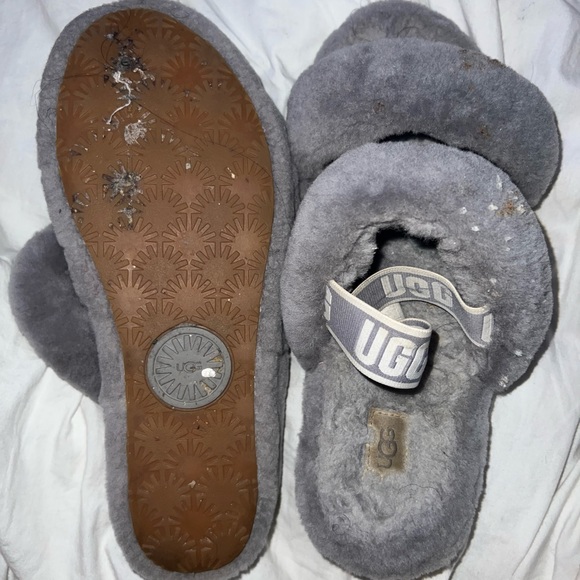 UGG Fluffy slides grey in color. Great for the summer. - Picture 3 of 3